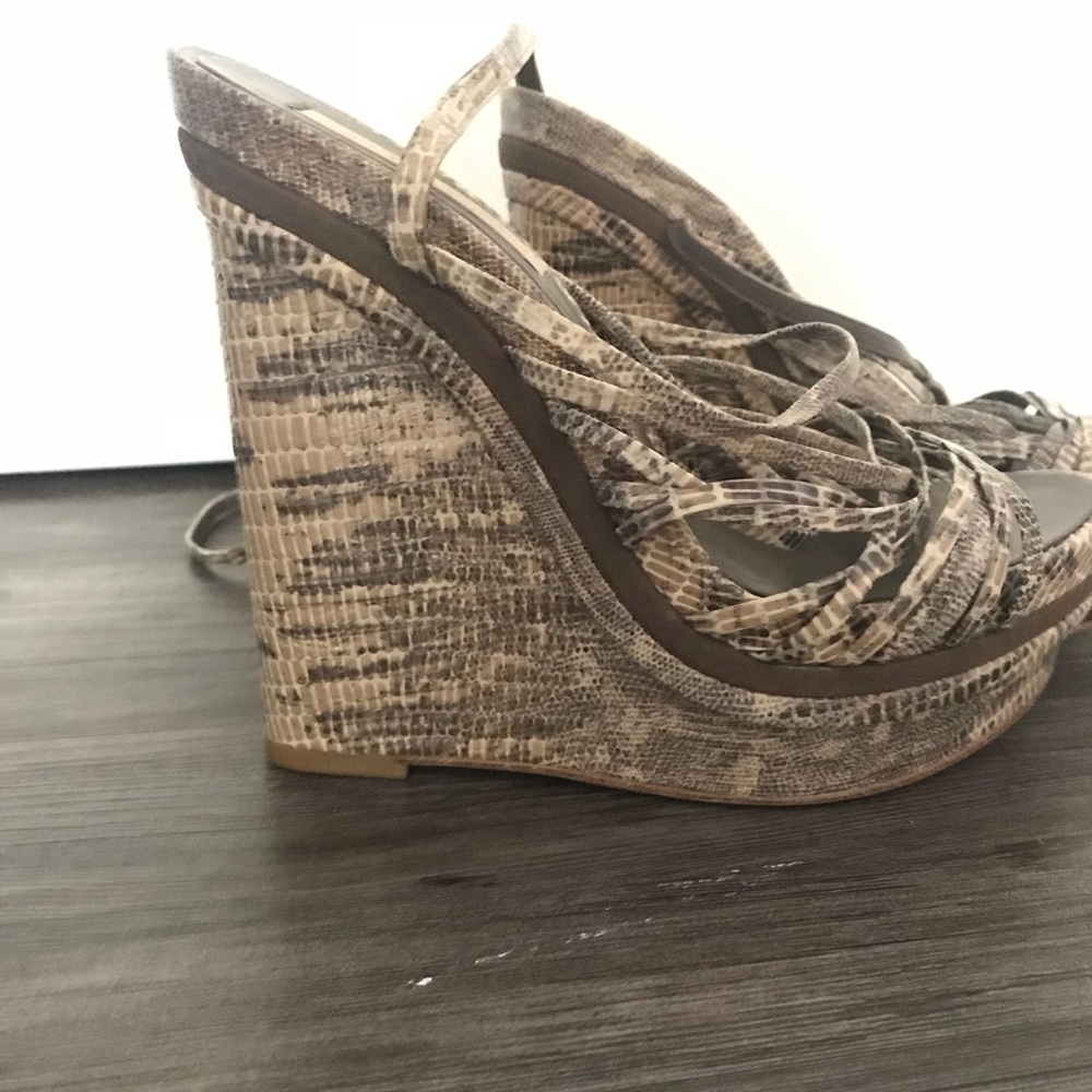 BCBG snake print 5” strappy wedge